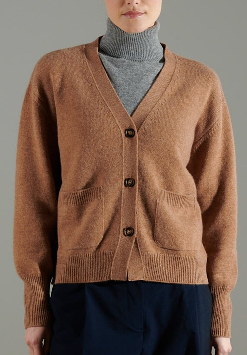 Cardigan col V femme en cachemire 4 fils camel - NAMI 1